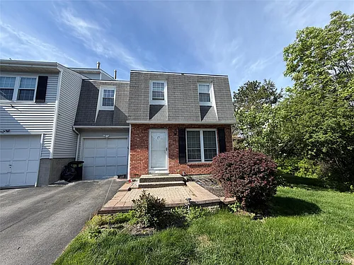 23 Hawthorn Ct Photo 1