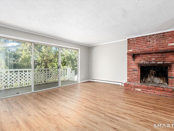 4th image of 40 Candlewood Lake Road South #4