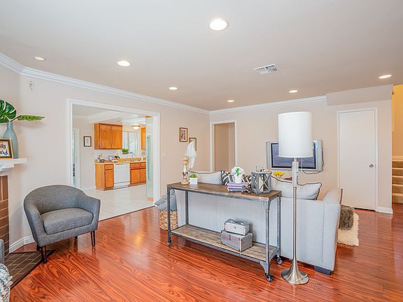 5th image of 2529 Pamala St