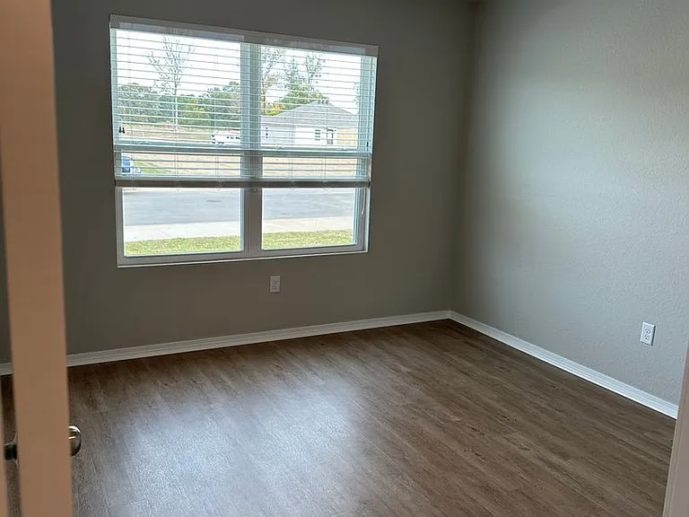 114 Jo Park Ln — Photo 8