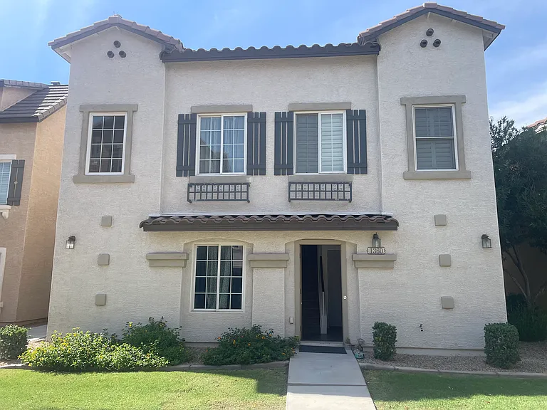 1360 S Sabino Dr — Photo 1