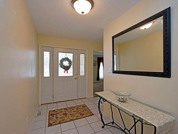 4th image of 4457 Grandview Dr
