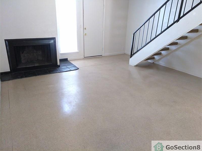 2nd image of 6259 S Quaker Ave