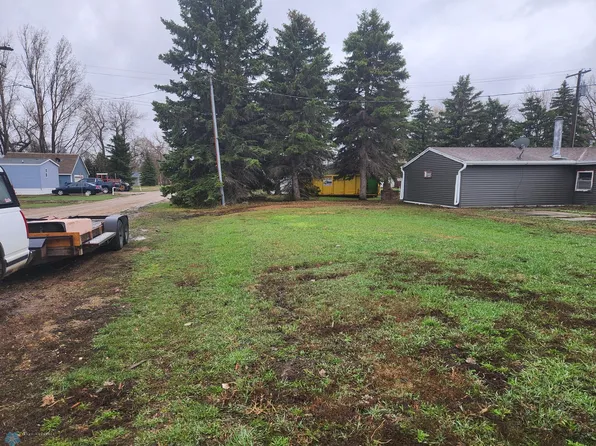 2210 Front St, Wheatland, ND 58079