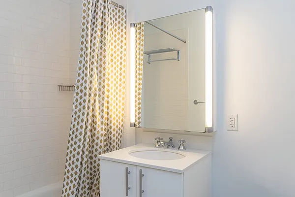 Rented by Modern Spaces | media 7