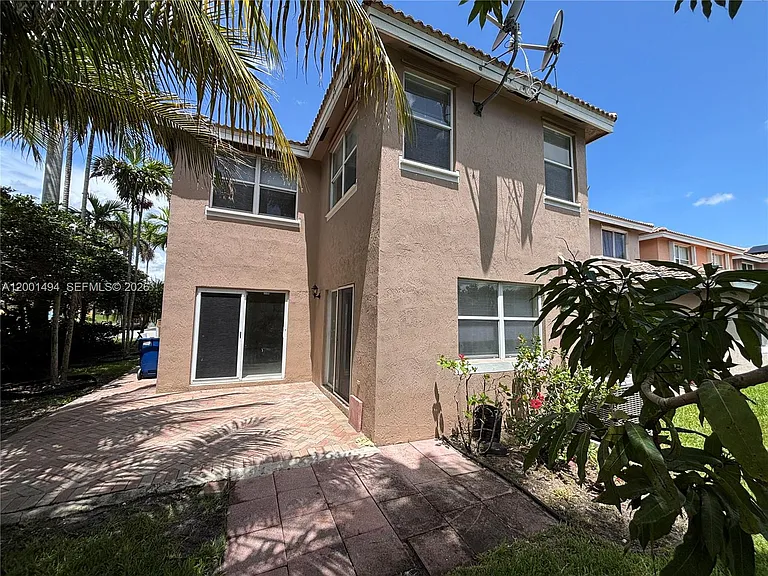 5450 NW 94th Ter — Photo 20