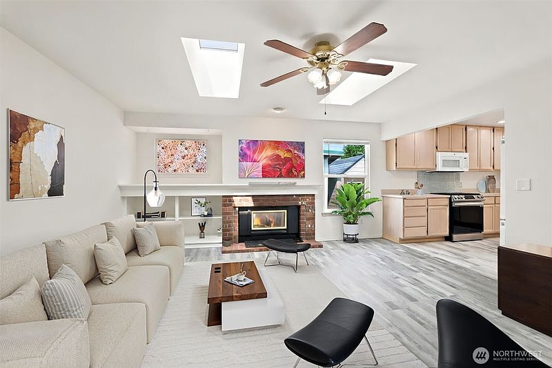 4th image of 10626 SE 213th Court
