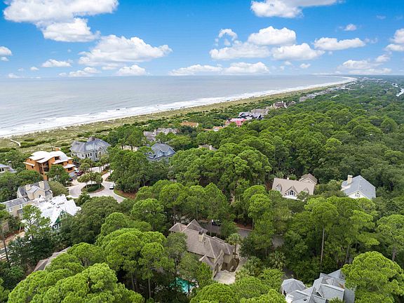 4th image of 15 Royal Beach Dr
