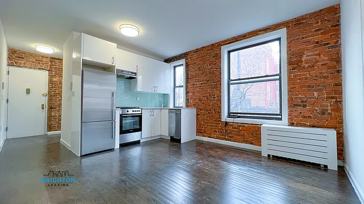 Rented by Brighton Management | media 5