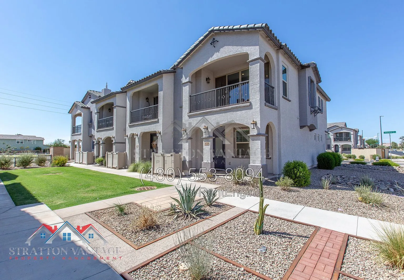 3 bed, 2.0 bath, 1312 sqft, $2,150 — Photo 2