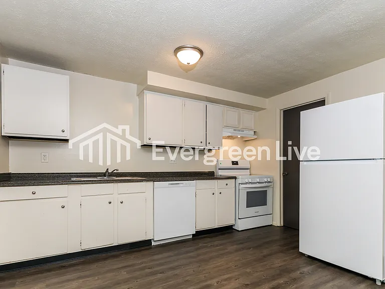 8046 Mount Everest St — Photo 7
