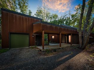298 McVea Dr, Douglas, MI 49406