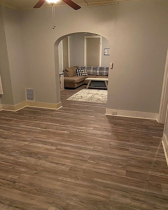 2nd image of 1046 Pine St