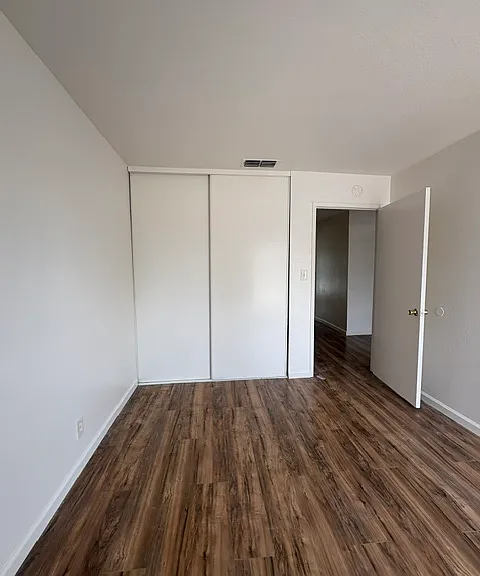 310 S Argyle Ave #106 — Photo 3