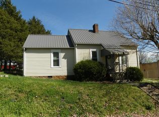 120 Church St S, Sparta, TN 38583