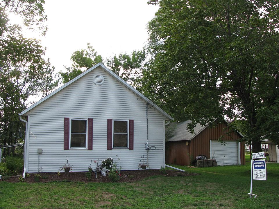 1st image of 207-N West St