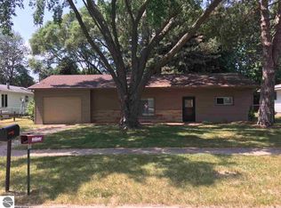 305 W Grand Ave, Mt Pleasant, MI 48858
