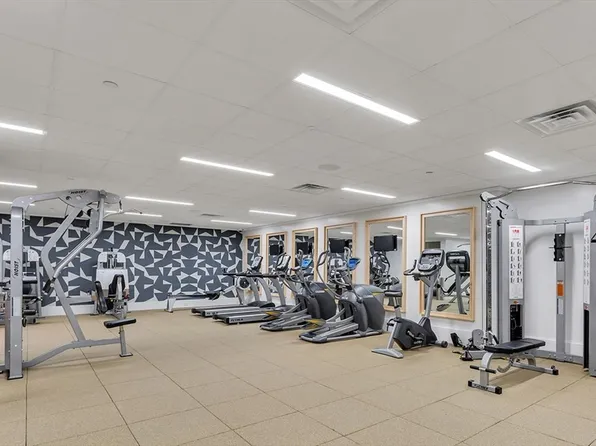 260 Park Avenue South 9G image 16 of 17