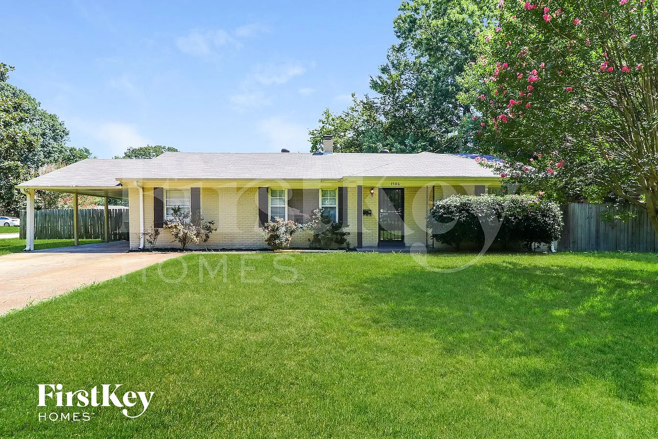 4 bed, 2.0 bath, 1565 sqft, $1,685 — Photo 1