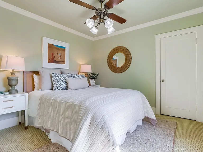 1239 S Patton Ave — Photo 32