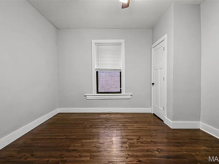 4629 Washington Ave — Photo 8