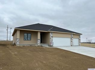 8214 N 167th Ave, Bennington, NE 68007