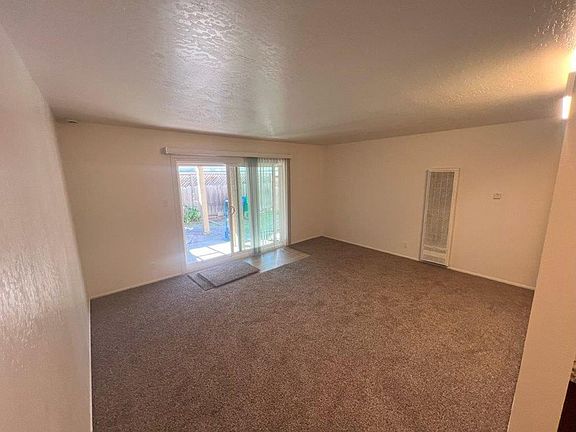 4th image of 1584 164th Ave #6