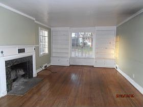 2nd image of 528 Granville St