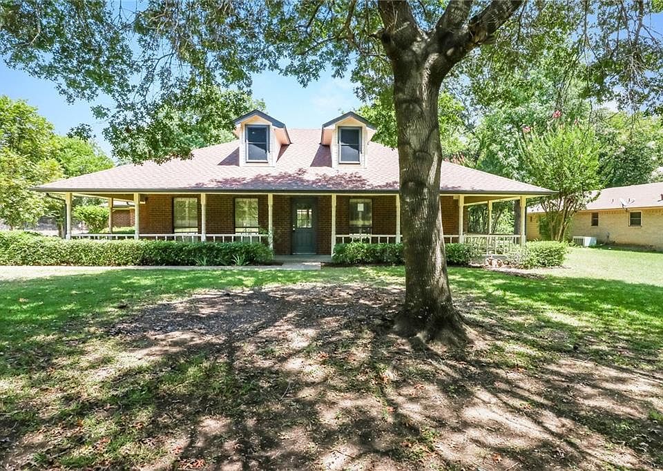 1st image of 244 Southwood Dr