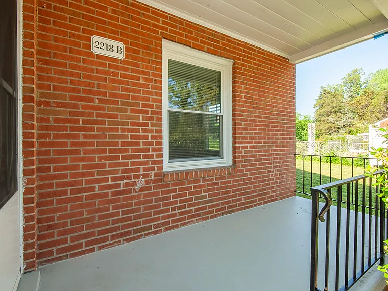 2218 Wayne Ave #B — Photo 21