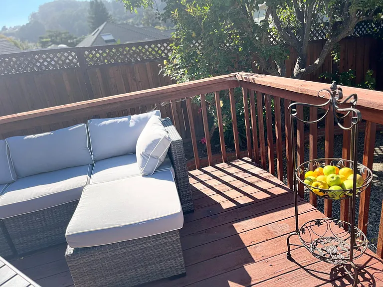 195 Balboa Way — Photo 18
