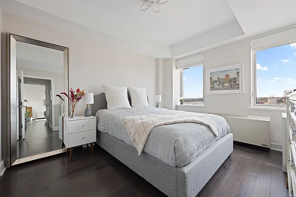 Sold by Compass | media 4