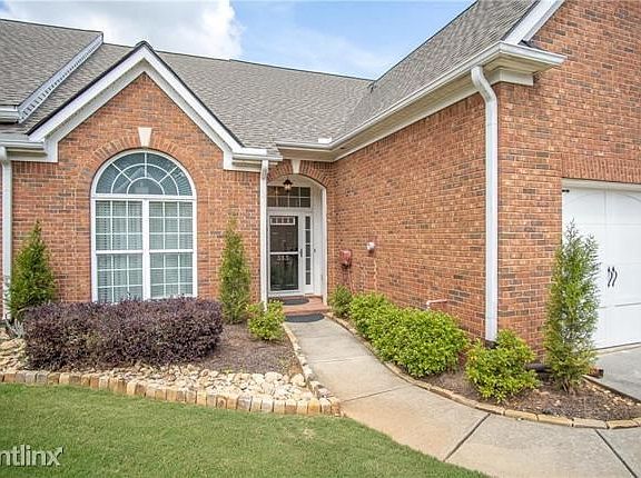 5th image of 333R Lauren Ln