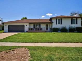 4121 SE Michigan Ave, Topeka, KS 66609