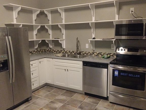 2nd image of 47 Clover St #49