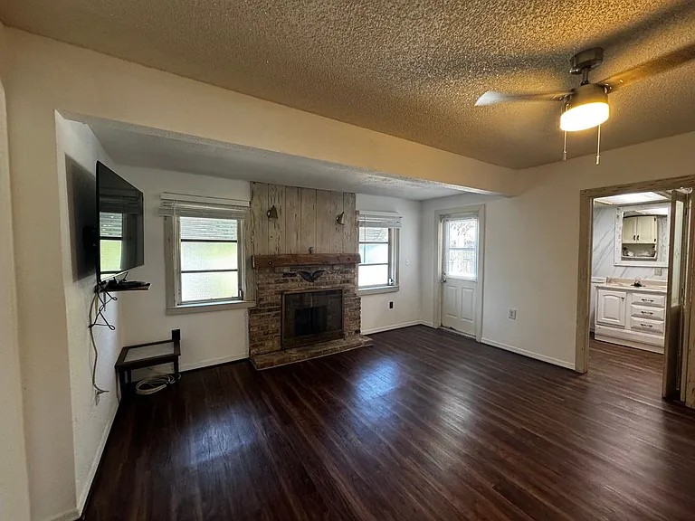 630 N Crooked Lake Dr — Photo 12