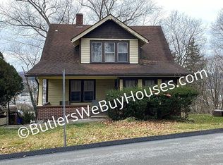 203 Franklin St, Evans City, PA 16033