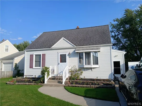 53 Lepeirs Dr, Tonawanda, NY 14150