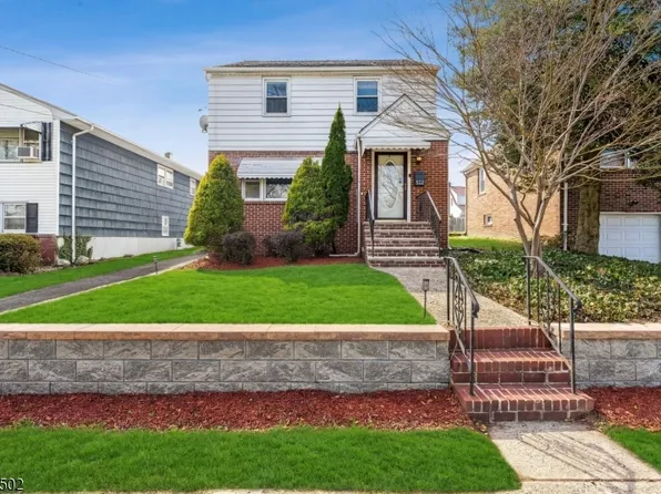 522 Thompson Ave, Roselle Boro, NJ 07203