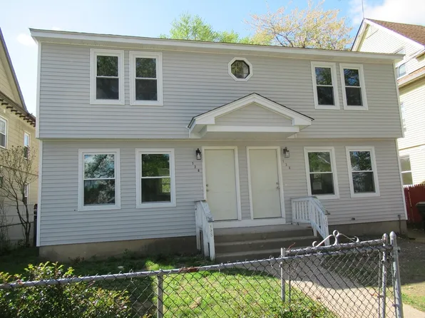 128-130 Woodmont St, Springfield, MA 01104