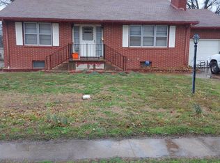 606 S. Main, Windsor, MO 65360