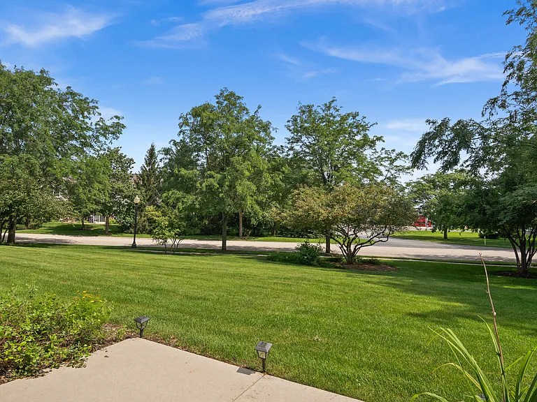 6N335 Whitmore Cir #D — Photo 23