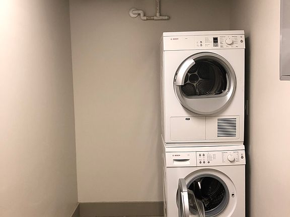 2nd image of 955 Washington St Unit 203