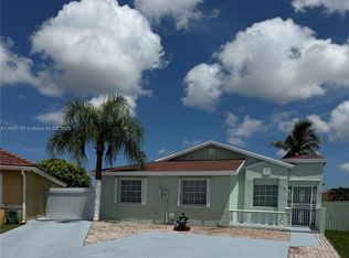 11434 SW 185th St, Miami, FL 33157