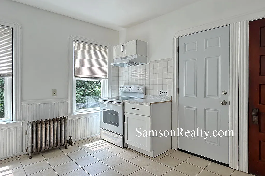 2 bed, $2,000 — Photo 4