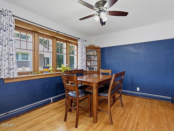 5th image of 111 Conklin Ave