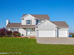 11370 W Howe Rd, Eagle, MI 48822