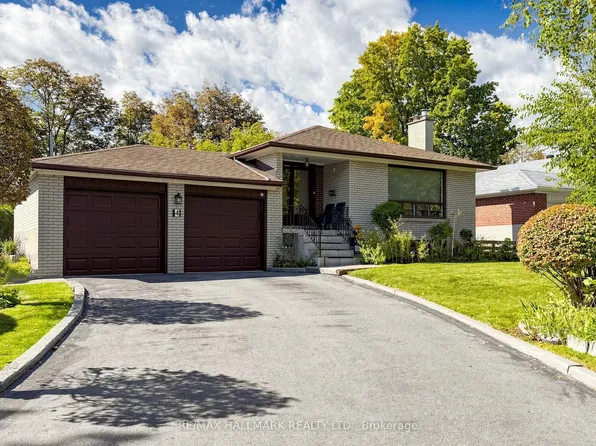 4 Multiflora Pl, Markham, ON L3T 2W5