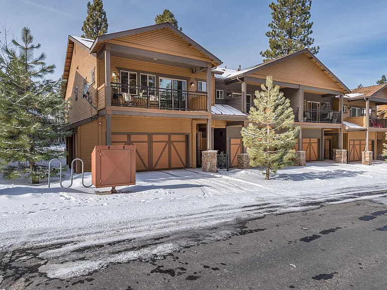 10183 Palisades Dr #1 — Photo 9