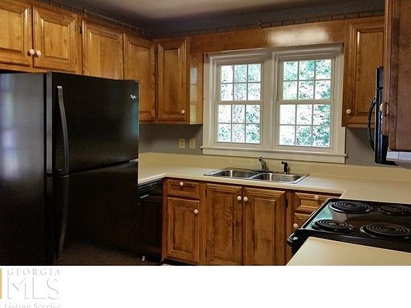 5th image of 3386 Woodview Dr SE